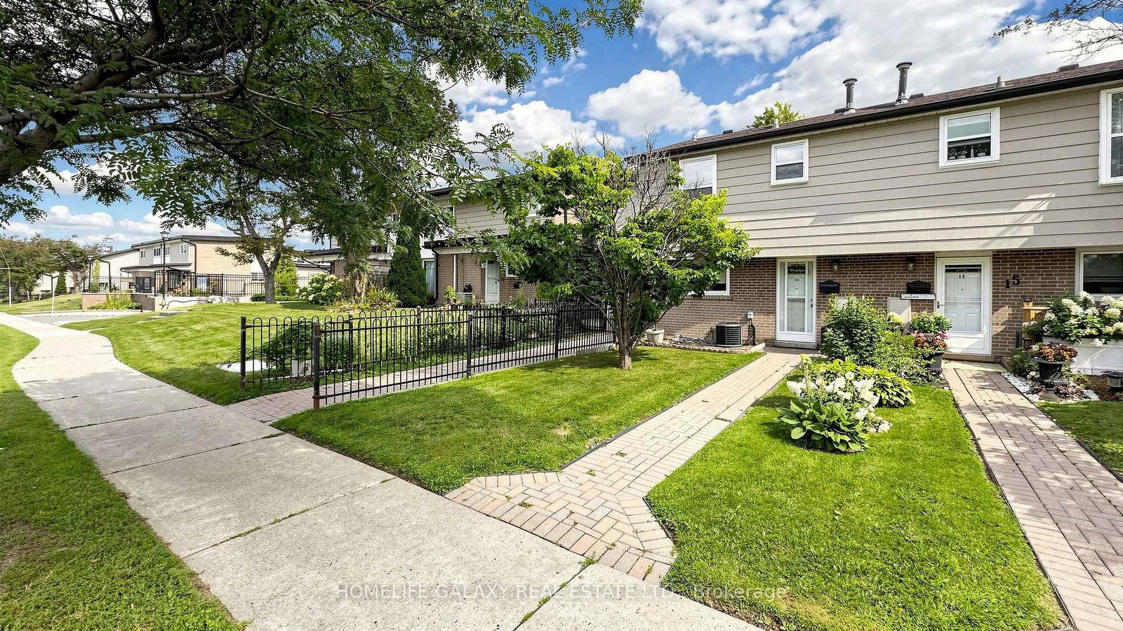 925 Bayly Street • #16 • Pickering, ON photo 5