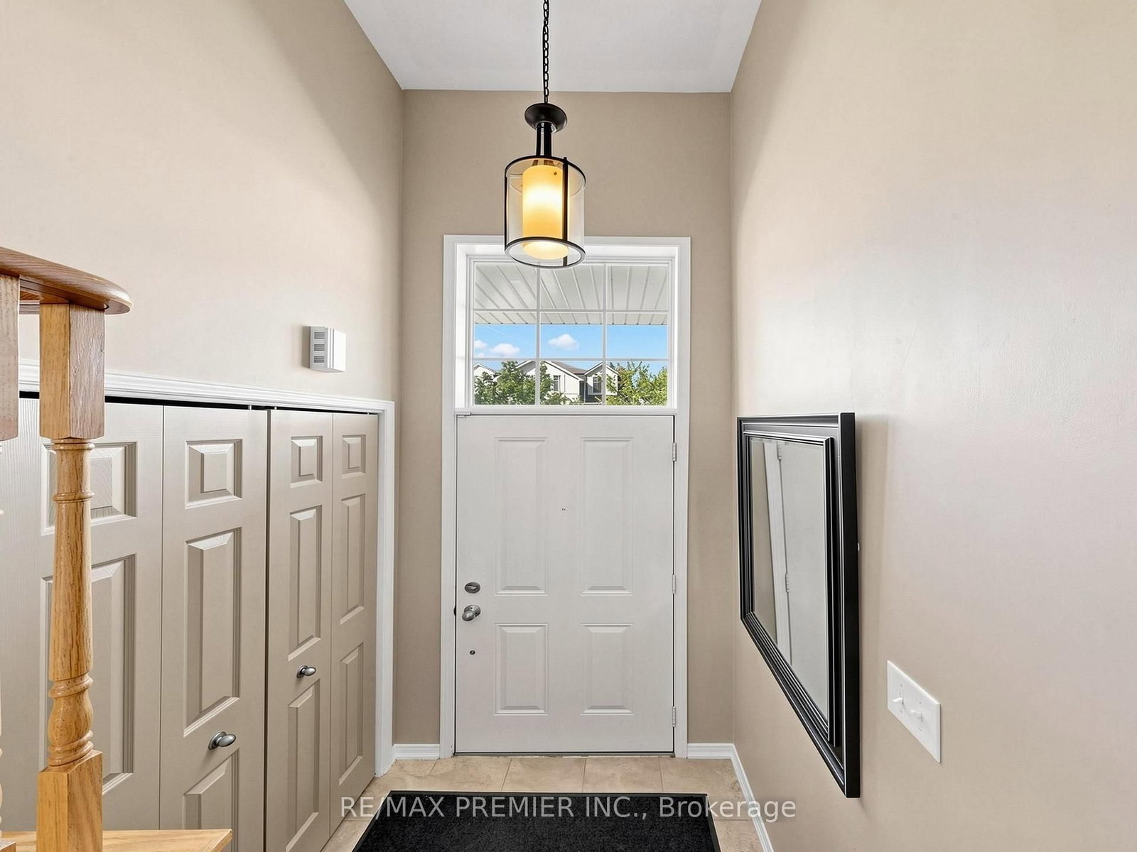 95 John Bell Crescent • Toronto, ON photo 5