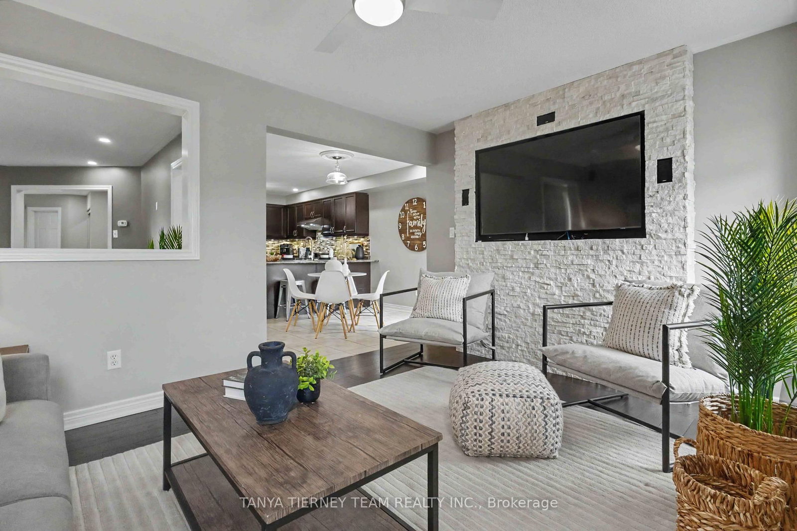 96 Mildenhall Place • Whitby, ON photo 12