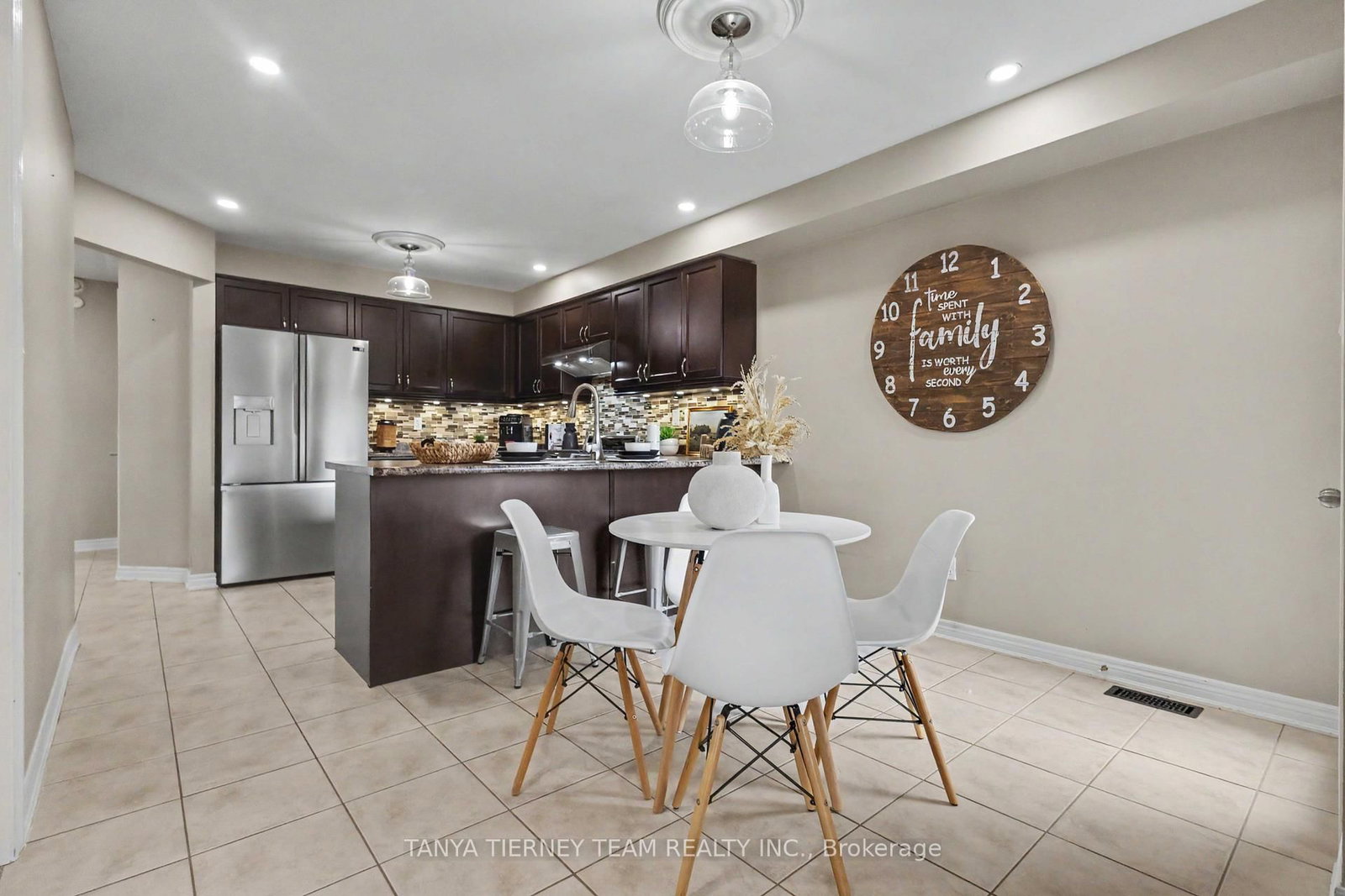 96 Mildenhall Place • Whitby, ON photo 13