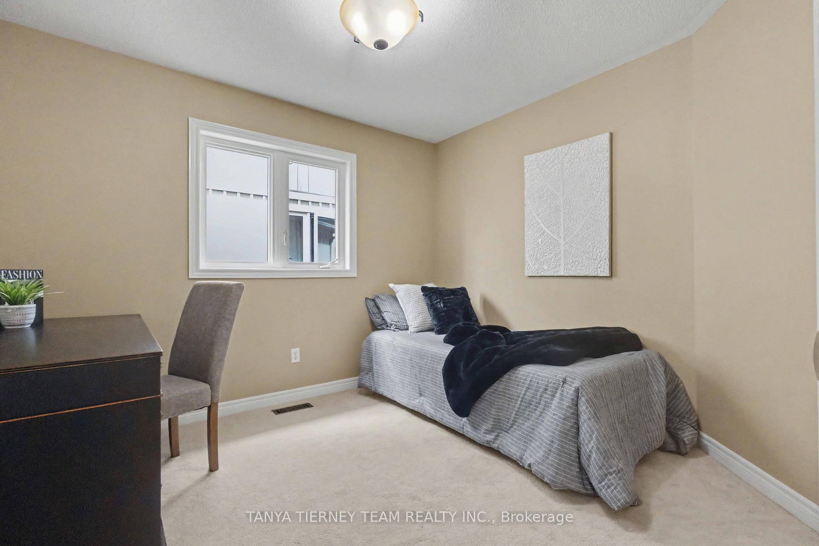 96 Mildenhall Place • Whitby, ON photo 24