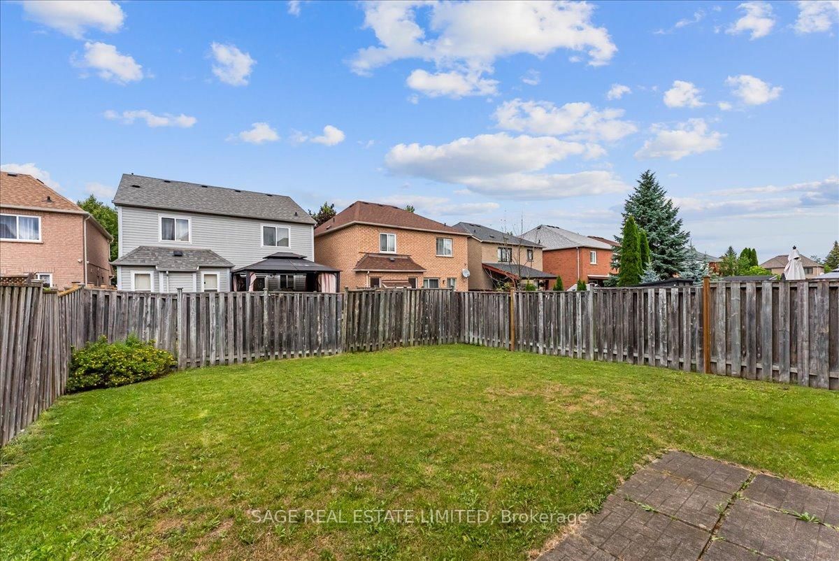 34 Mcsweeney Crescent • Ajax, ON photo 35