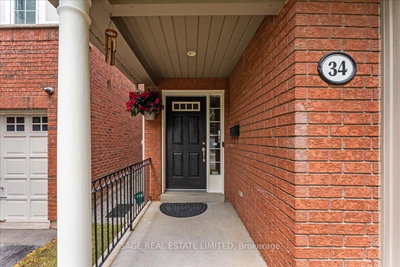 34 Mcsweeney Crescent • Ajax, ON photo 4
