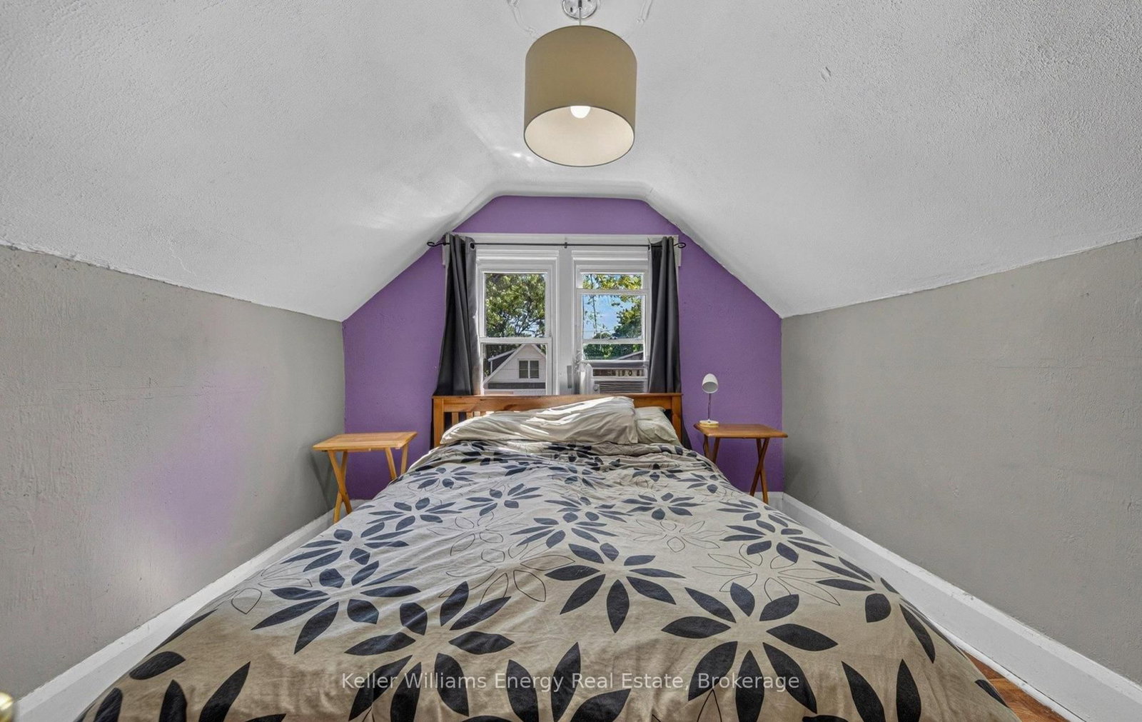 266 Division St, Oshawa, view 19