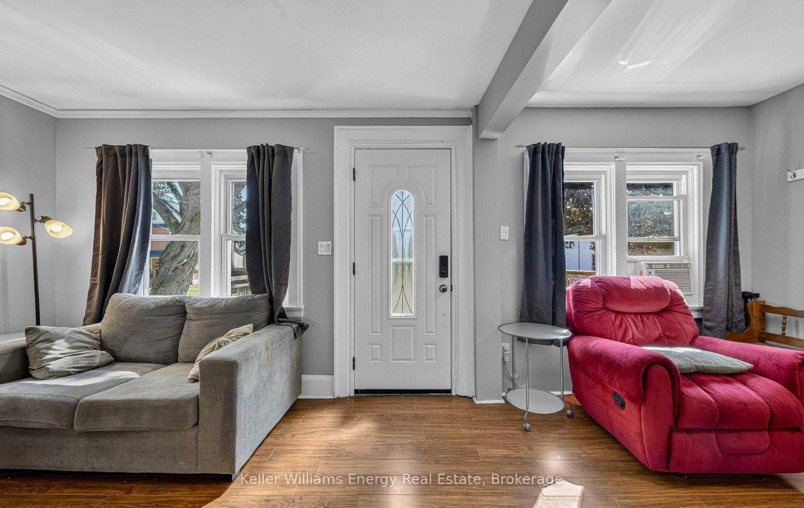 266 Division St, Oshawa, view 8