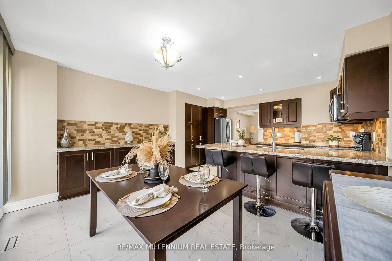62 Cumberland Lane • Ajax, ON photo 17