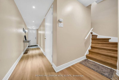 62 Cumberland Lane • Ajax, ON photo 3