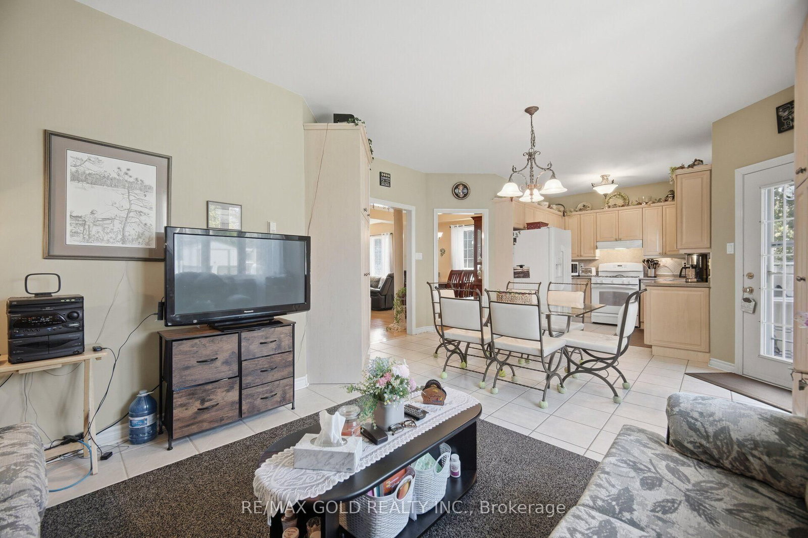 2 Sprucewood Crescent • Clarington, ON photo 17