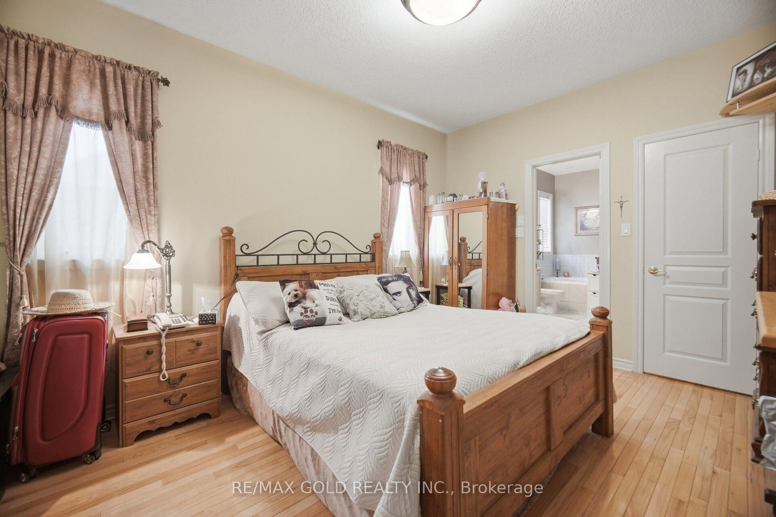 2 Sprucewood Crescent • Clarington, ON photo 19