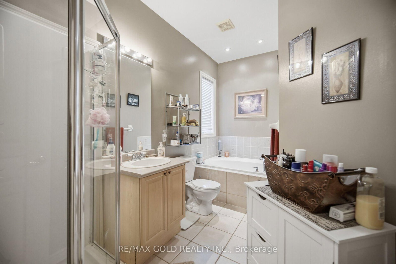 2 Sprucewood Crescent • Clarington, ON photo 21