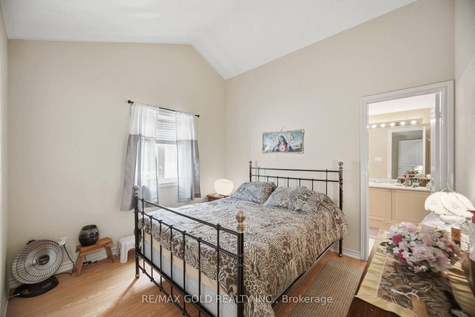 2 Sprucewood Crescent • Clarington, ON photo 28
