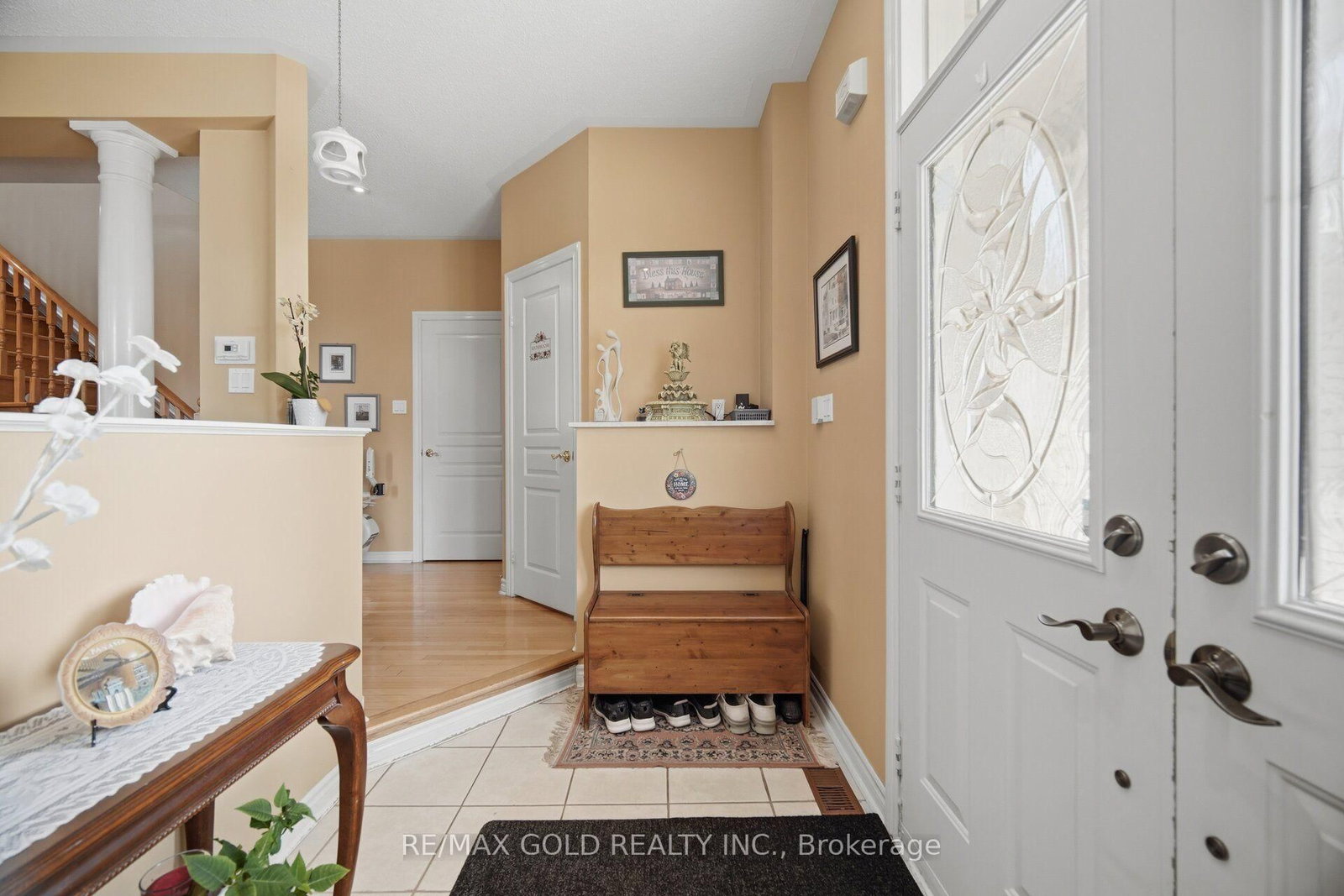 2 Sprucewood Crescent • Clarington, ON photo 6