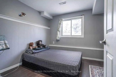 98 Kirby Crescent • Whitby, ON photo 4