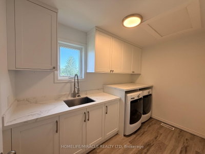 5691 Main Street • Clarington, ON photo 8