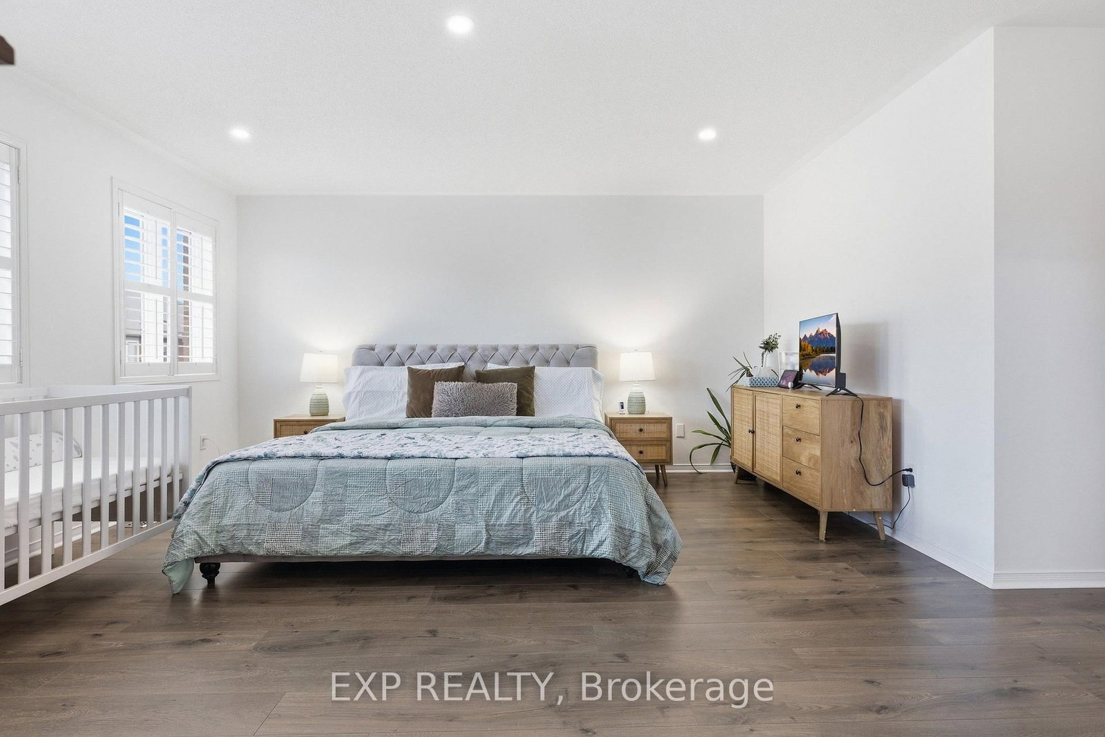 24 Hickman Road • Ajax, ON photo 18