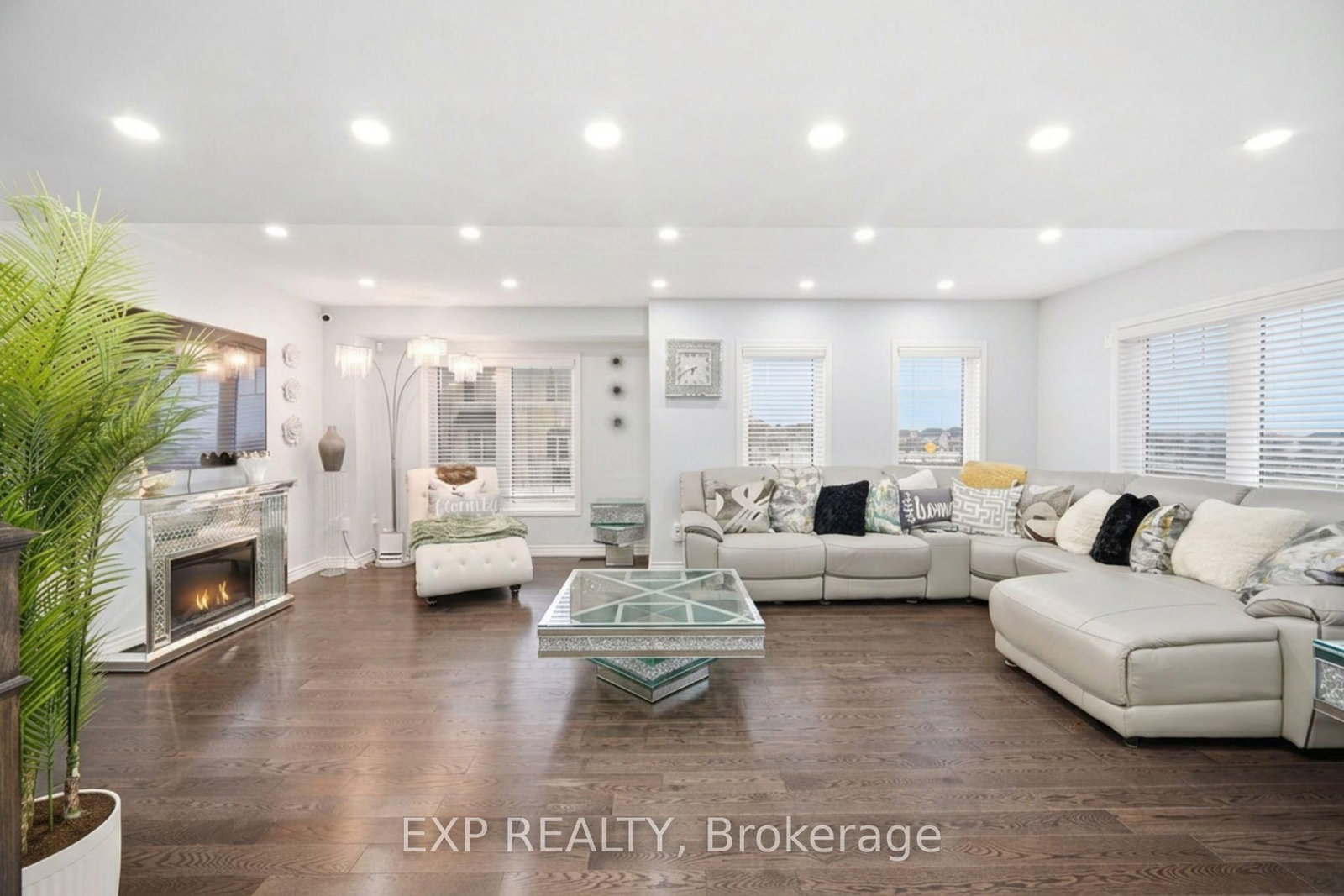 2 Camilleri Road • Ajax, ON photo 12