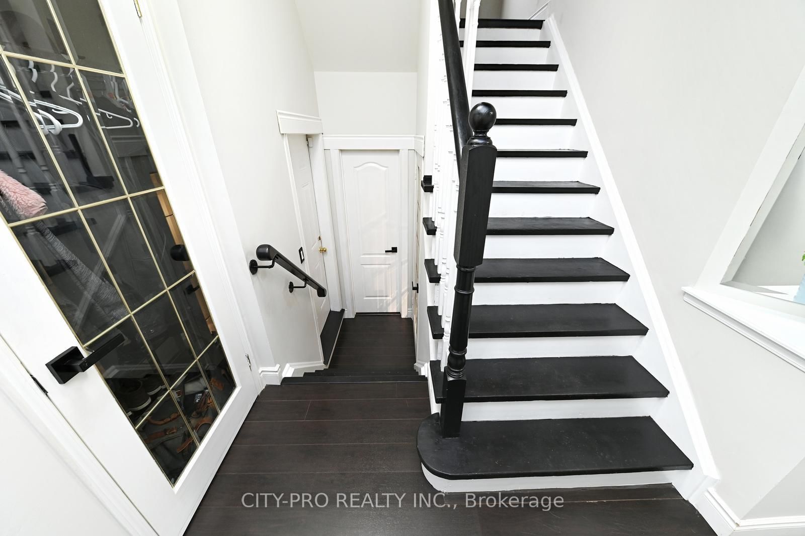 1178 Salmers Drive • Oshawa, ON photo 39