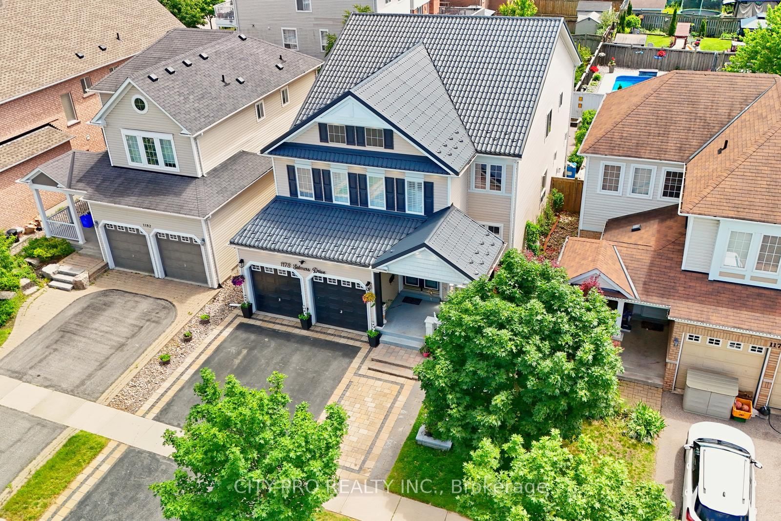 1178 Salmers Drive • Oshawa, ON photo 5