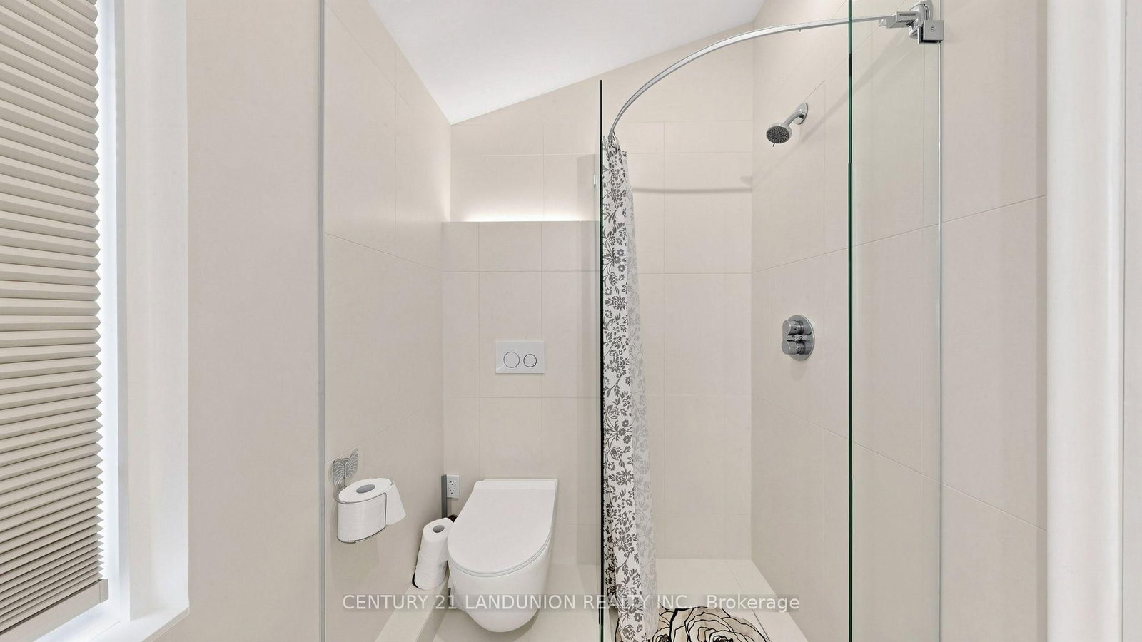 23 Benleigh Drive • Toronto, ON photo 17