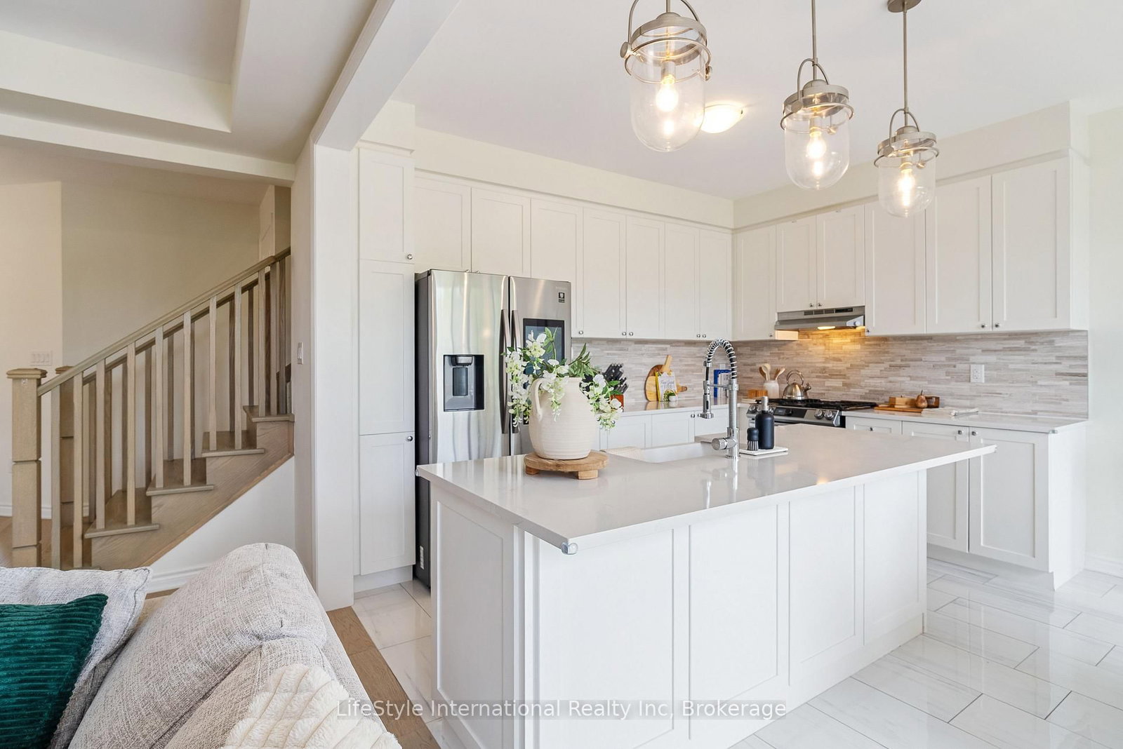 68 Barkerville Drive • Whitby, ON photo 17