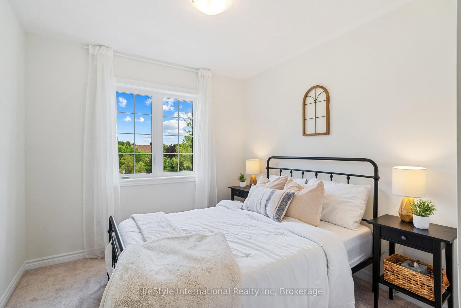 68 Barkerville Drive • Whitby, ON photo 39