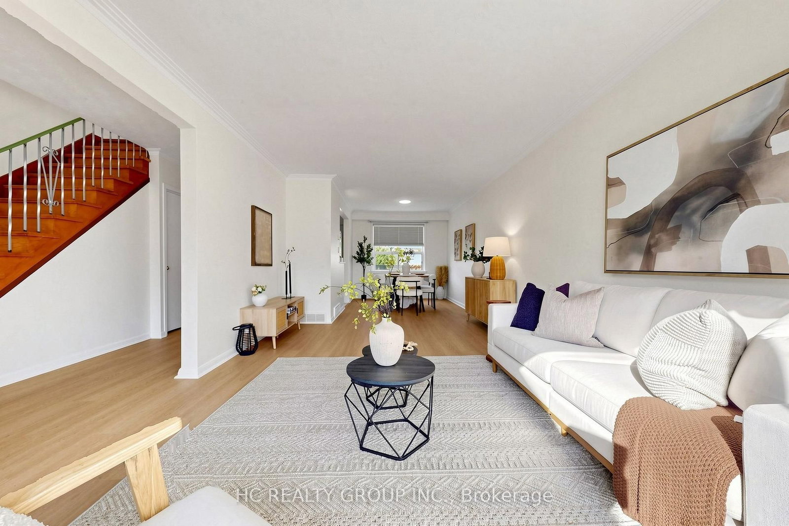 362 Highfield Road • Toronto, ON photo 9