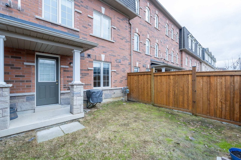 1518 Shepway Mews