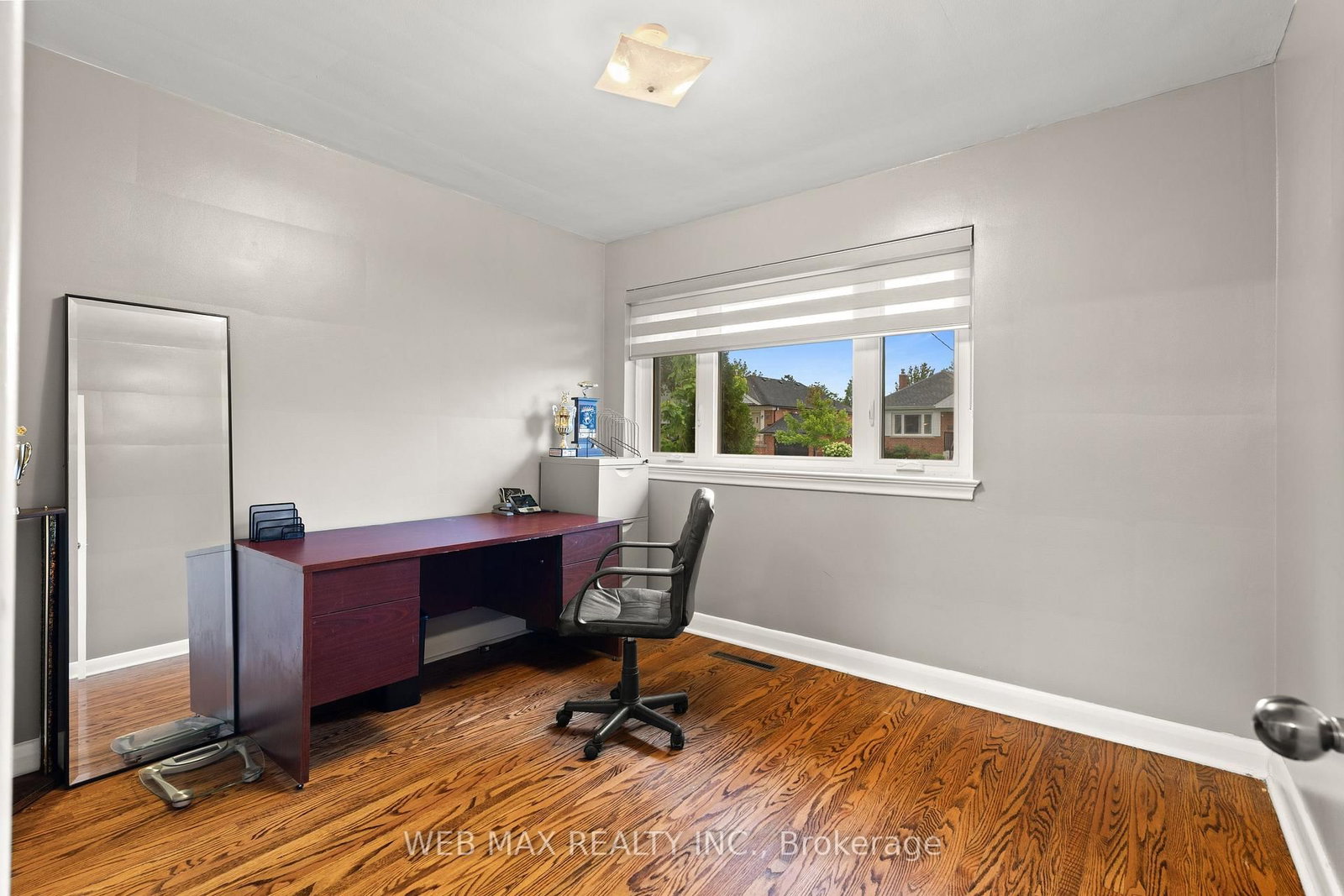 14 Howarth Avenue • Toronto, ON photo 19