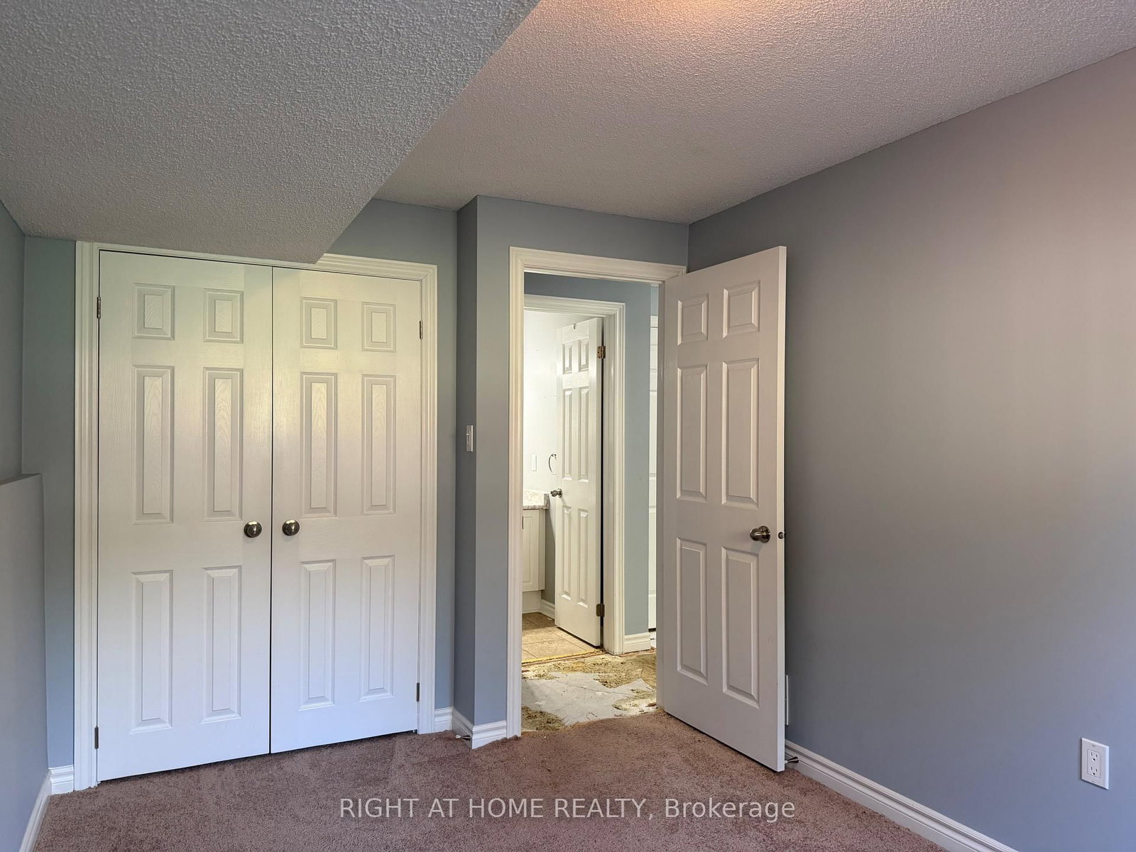101 Kilgannon Avenue • Clarington, ON photo 30