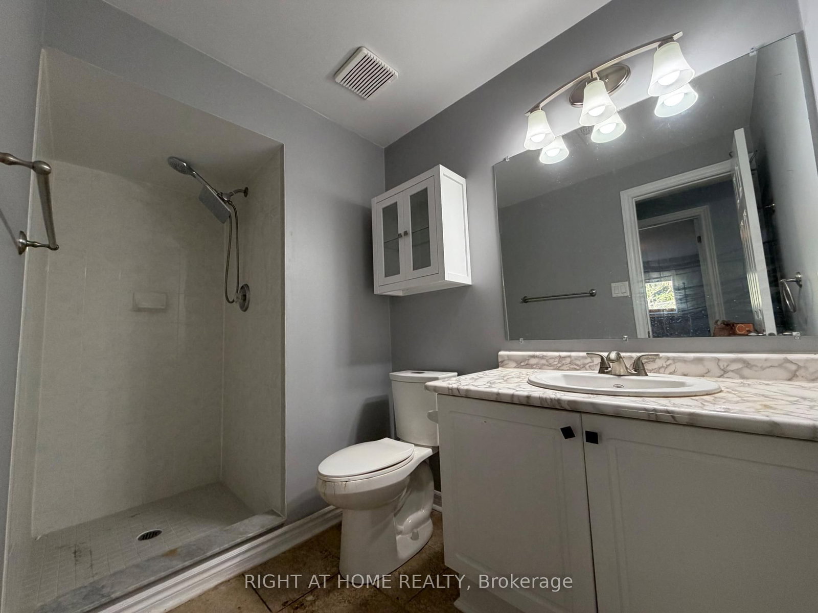 101 Kilgannon Avenue • Clarington, ON photo 31