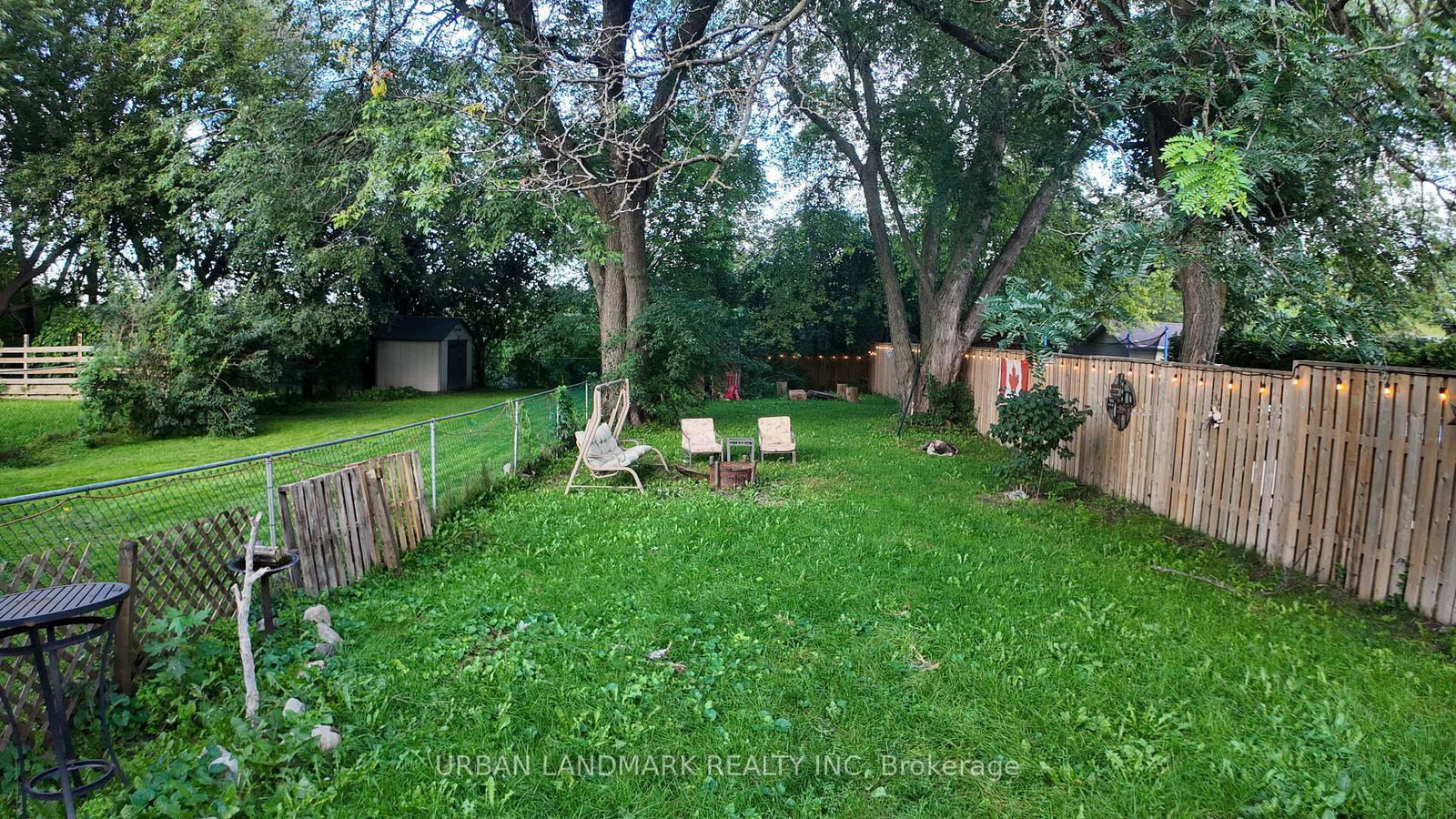 329 Durham Court • Oshawa, ON photo 8