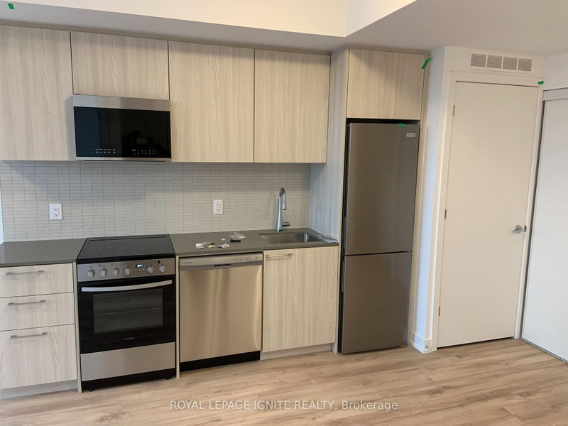 410 - 7439 Kingston Road