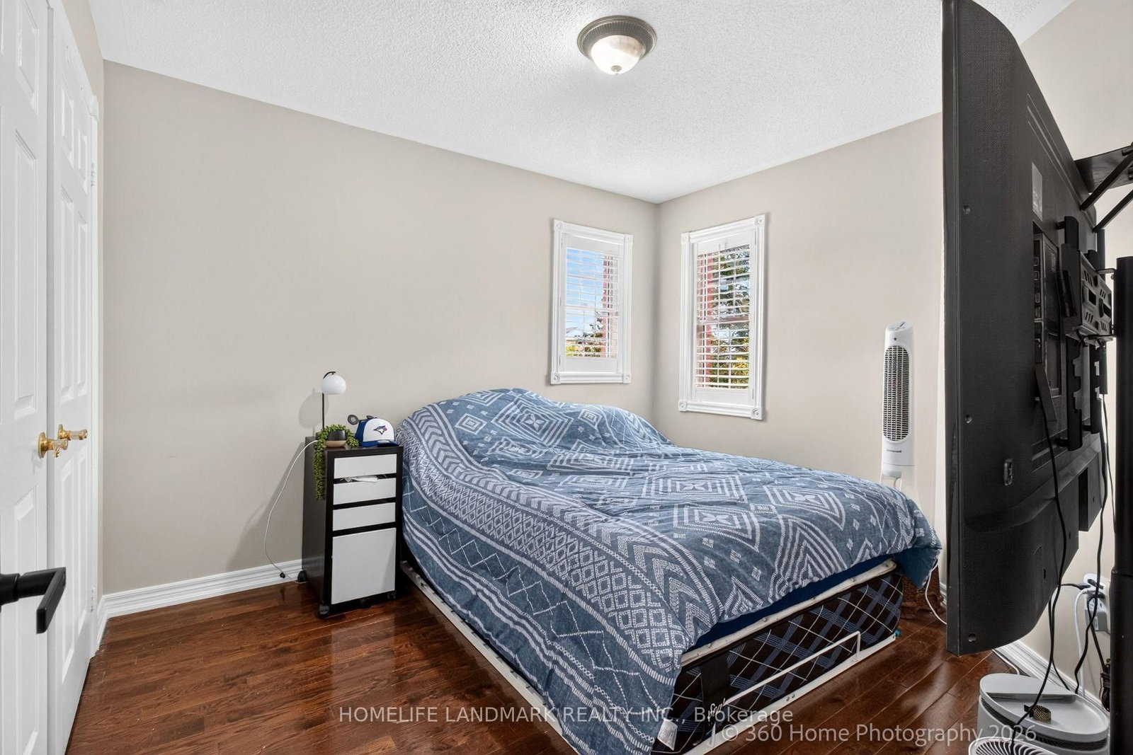 42 Blackfriar Avenue • Whitby, ON photo 14