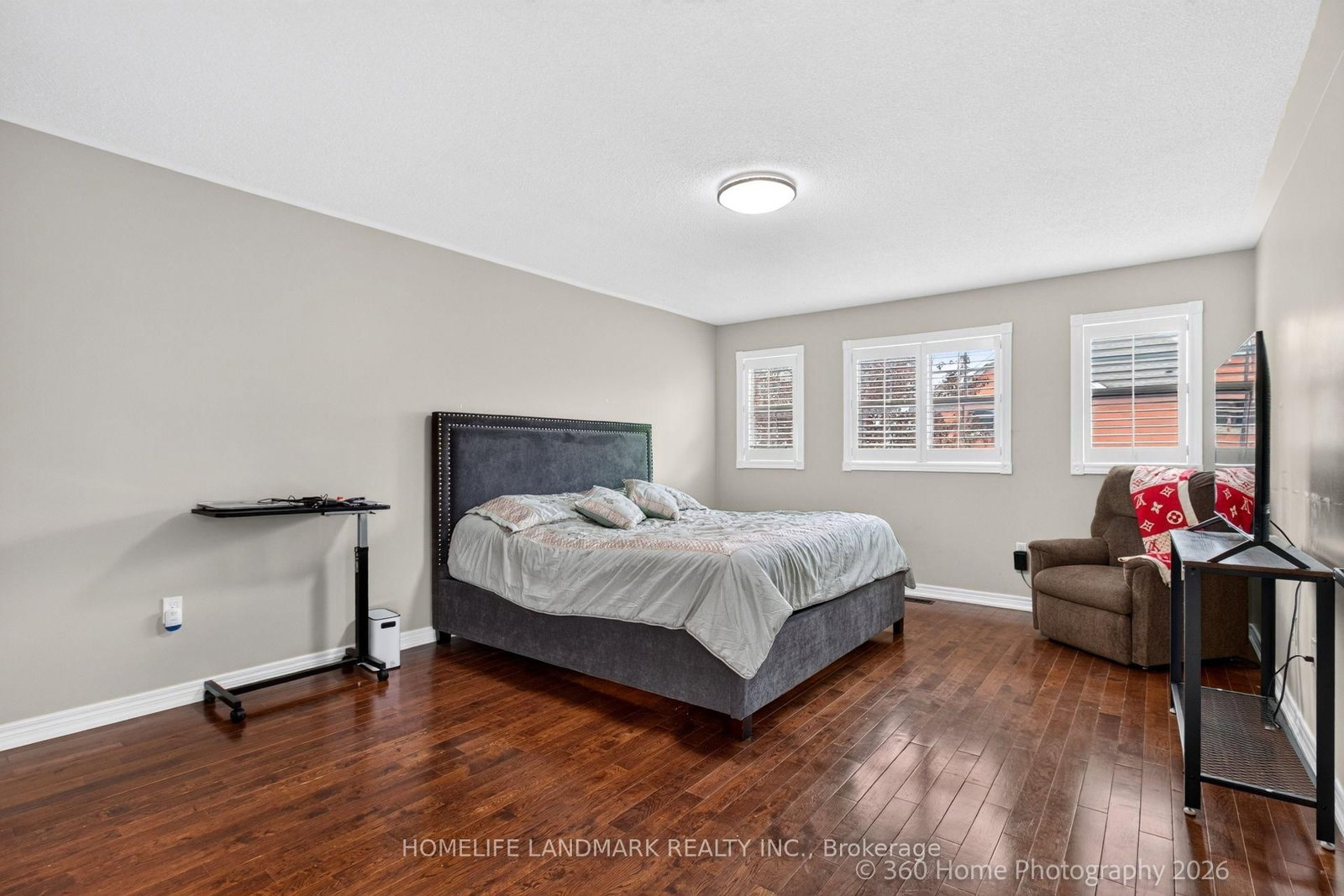 42 Blackfriar Avenue • Whitby, ON photo 17