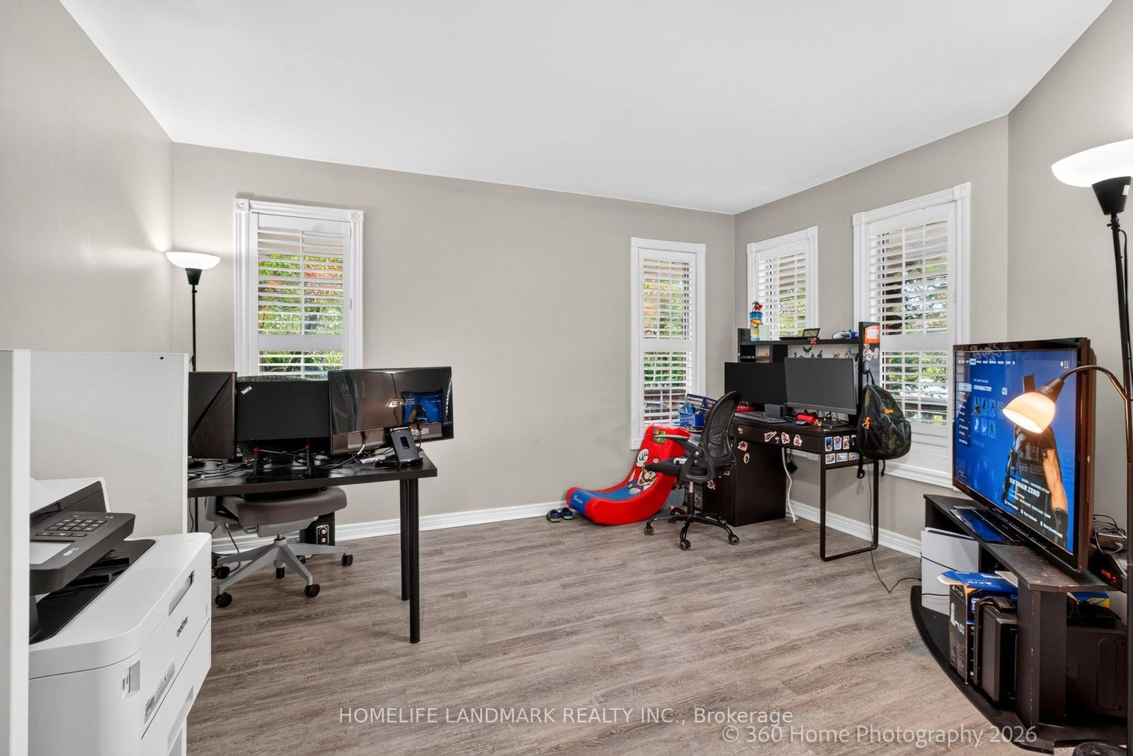 42 Blackfriar Avenue • Whitby, ON photo 23