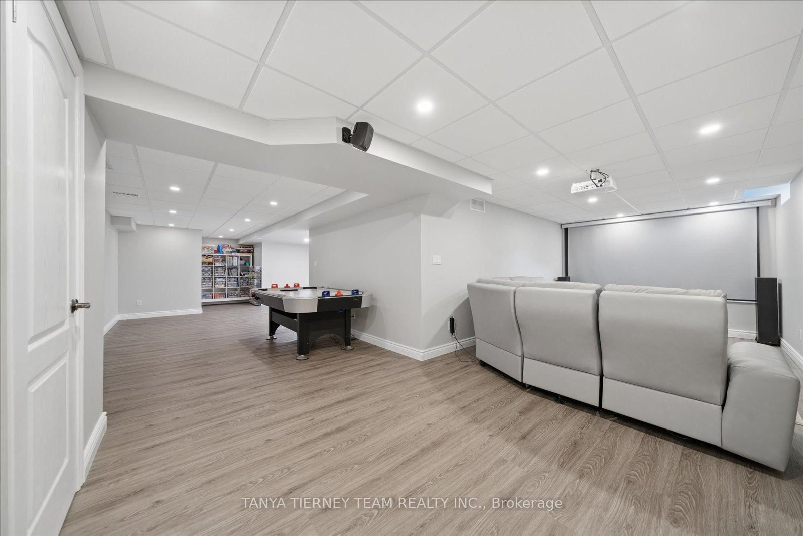 16 Corianne Avenue • Whitby, ON photo 41