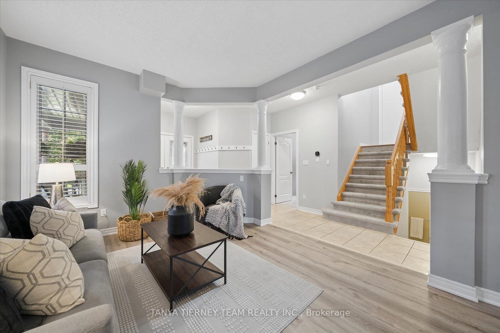 16 Corianne Avenue • Whitby, ON photo 8