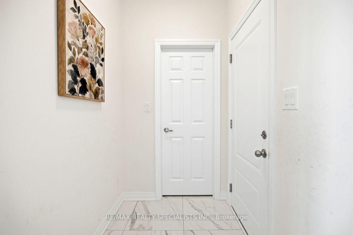 27 Salmon Crescent • Clarington, ON photo 19