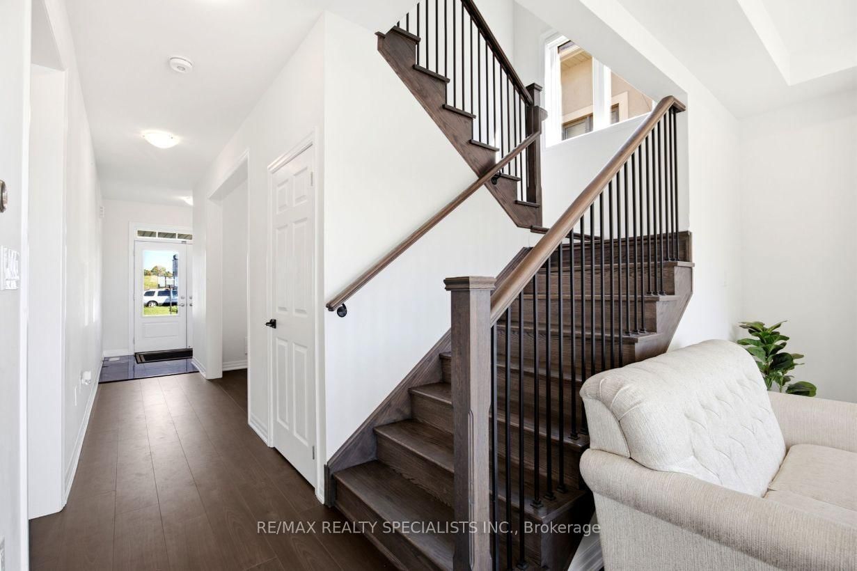 27 Salmon Crescent • Clarington, ON photo 20