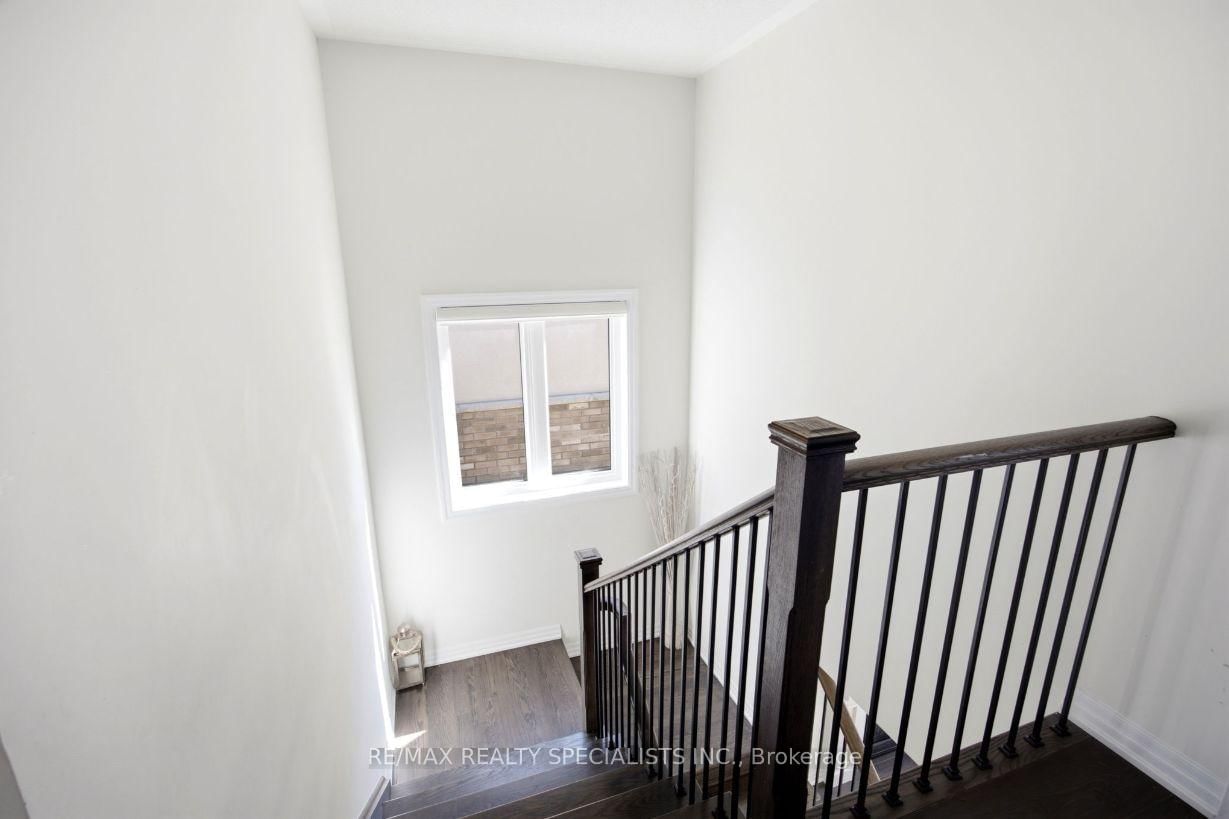 27 Salmon Crescent • Clarington, ON photo 21