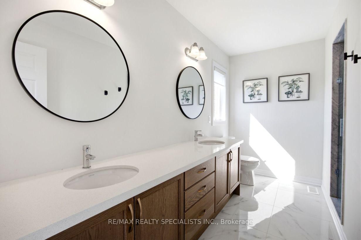 27 Salmon Crescent • Clarington, ON photo 25