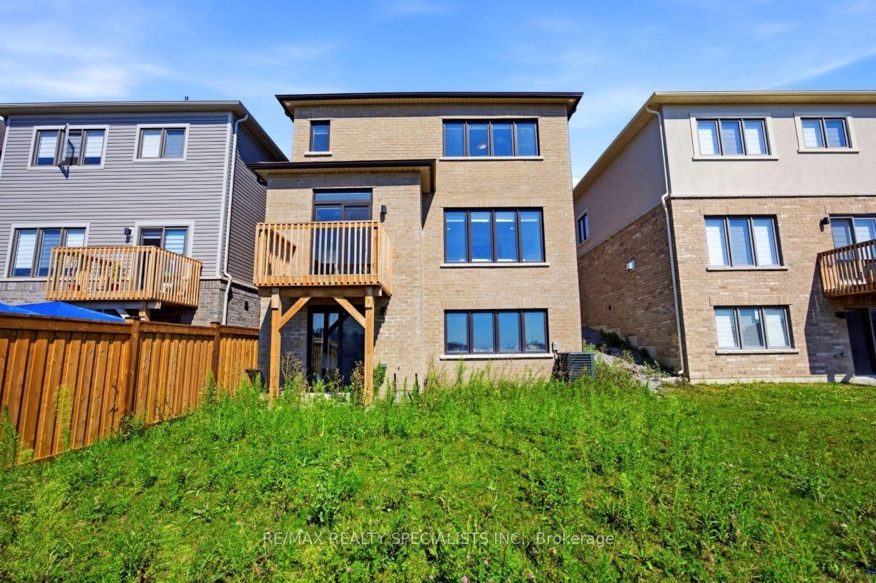 27 Salmon Crescent • Clarington, ON photo 33