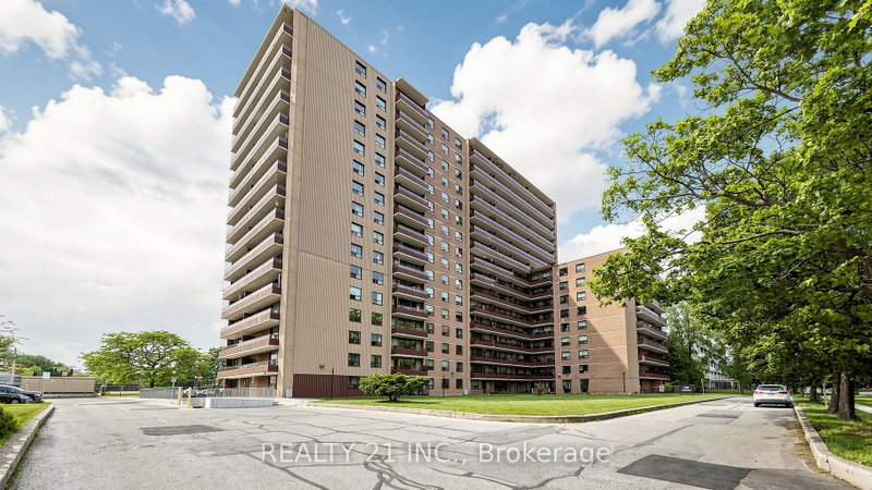 819 - 180 Markham Road