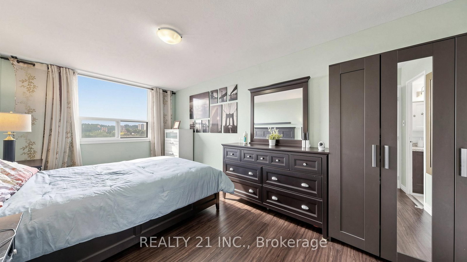 180 Markham Road • #819 • Toronto, ON photo 27