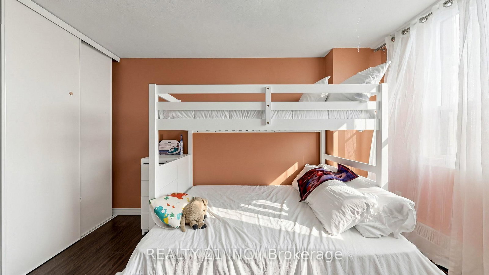 180 Markham Road • #819 • Toronto, ON photo 32