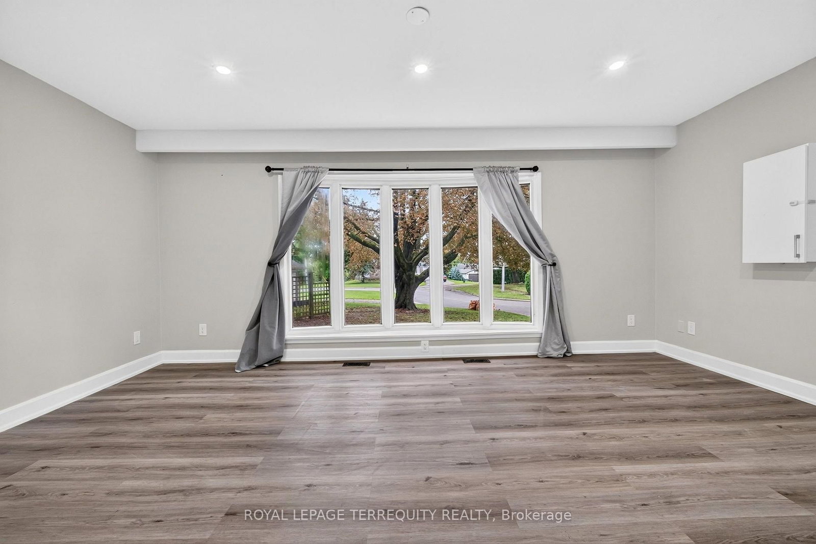 134 Switzer Drive • Oshawa, ON photo 10