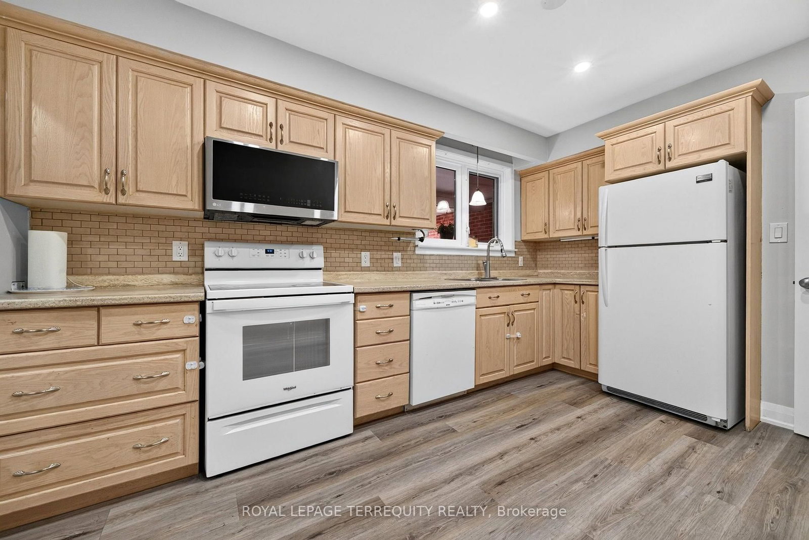 134 Switzer Drive • Oshawa, ON photo 17
