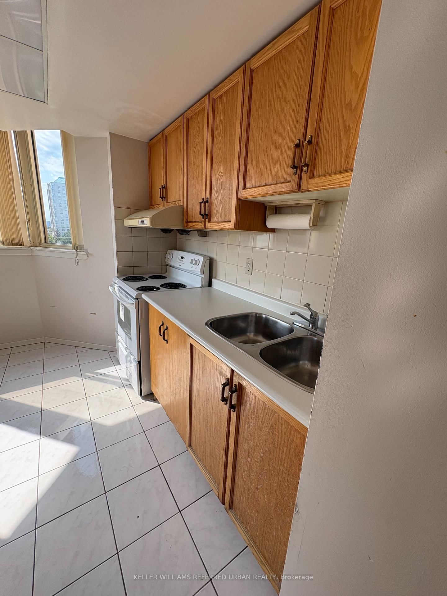 30 Thunder Grove • #708 • Toronto, ON photo 13