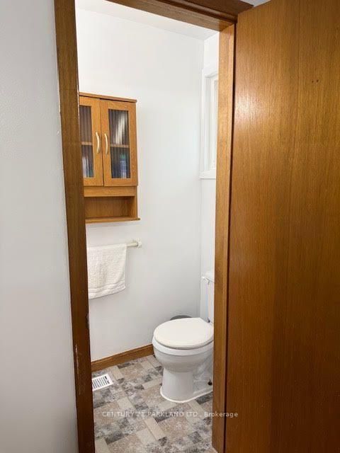 59 Cedar Drive • Toronto, ON photo 21
