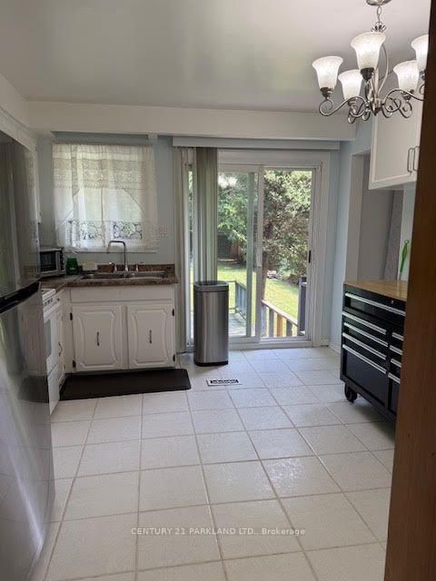 59 Cedar Drive • Toronto, ON photo 6